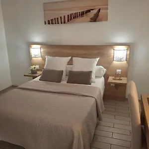 https://mistral-appartements.fr-provencehotel.com
